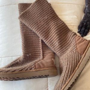 Ugg sweater boots